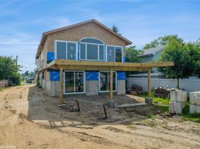 750 Shore Walk, Lindenhurst NY 11757