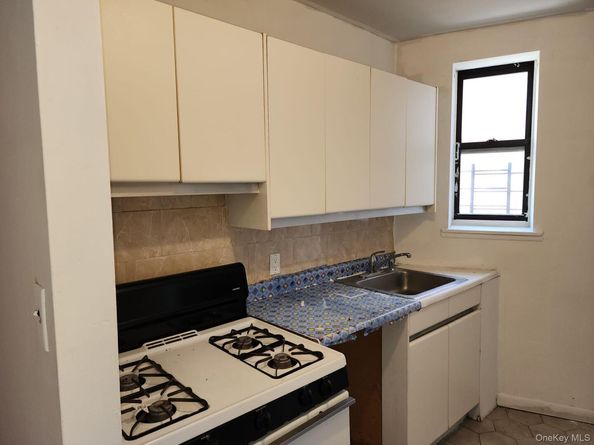 319 E 105th Street 6A, New York (Manhattan) NY 10029