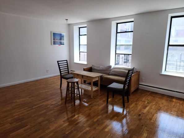 319 E 105th Street 6A, New York (Manhattan) NY 10029
