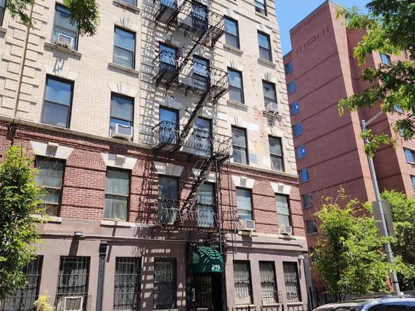 319 E 105th Street 6A, New York (Manhattan) NY 10029