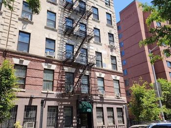 319 E 105th Street