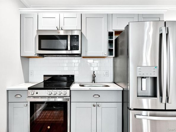 24 Wappanocca Avenue I, Rye NY 10580
