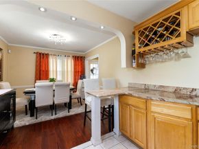 7 Mayfair Road, Baldwin NY 11510