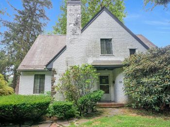 25 Alta Vista Drive