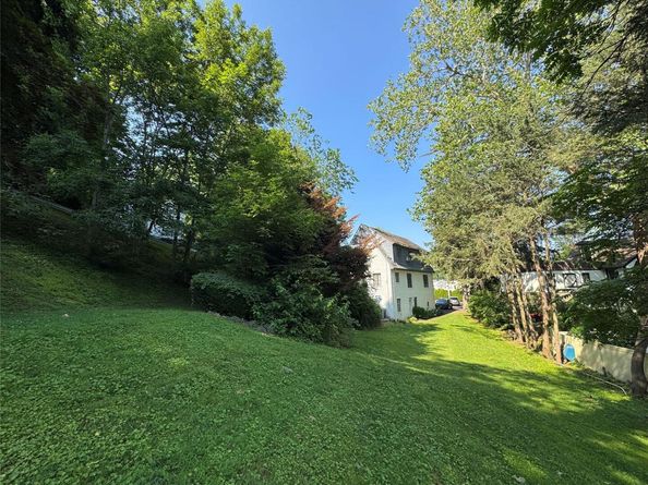 25 Alta Vista Drive, Yonkers NY 10710
