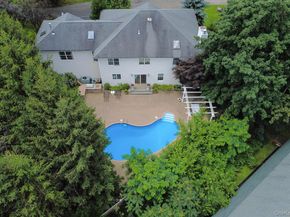 2 Gail Terrace, Glen Cove NY 11542