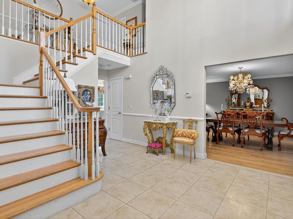 2 Gail Terrace, Glen Cove NY 11542