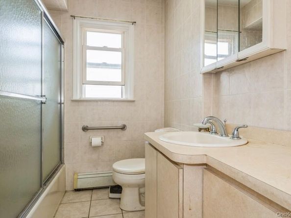 236 N Richmond Avenue, Massapequa NY 11758