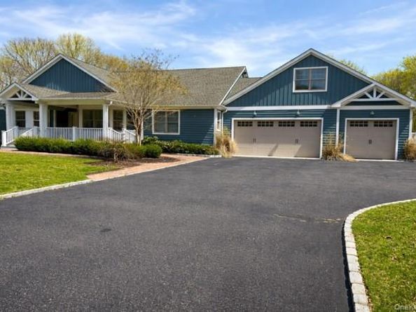 117 Hedges Avenue, East Patchogue NY 11772