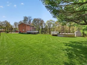 300 Chestnut Court, Yorktown Heights NY 10598