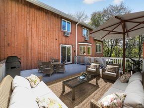 300 Chestnut Court, Yorktown Heights NY 10598