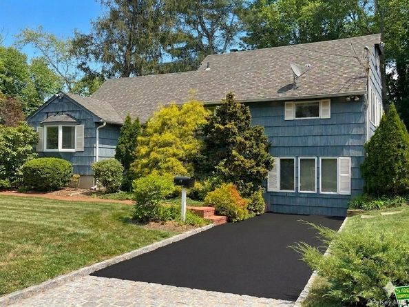 19 Nursery Road, Melville NY 11747