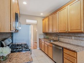 23 Cranberry Circle, Medford NY 11763
