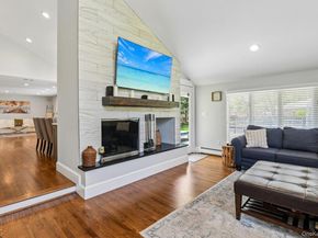 27 Treeview Drive, Melville NY 11747