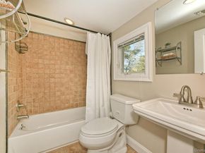 51 Fairfields Lane, Huntington Station NY 11746