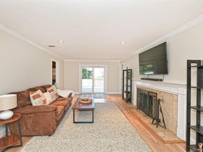 51 Fairfields Lane, Huntington Station NY 11746