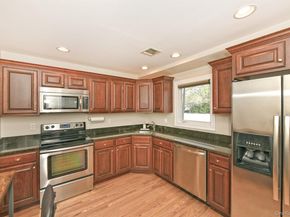 51 Fairfields Lane, Huntington Station NY 11746