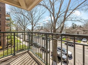 8035 Springfield Boulevard 3C, Bellerose Manor NY 11427