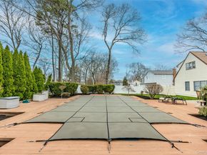 12 Westmoylan Lane, Coram NY 11727