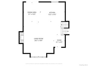 16 Eleanor Road, Plainview NY 11803
