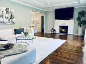 16 Jeannette Drive, Port Washington NY 11050