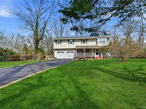 41 N Country Road, Shoreham NY 11786