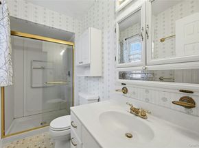 41 N Country Road, Shoreham NY 11786