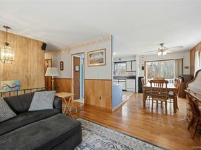 41 N Country Road, Shoreham NY 11786