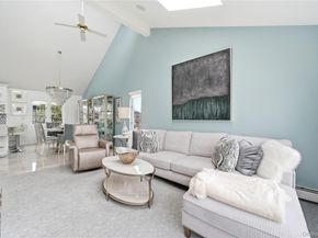 233 Arthur Street, Freeport NY 11520