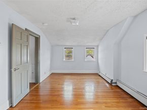 76 Davison Avenue, Lynbrook NY 11563