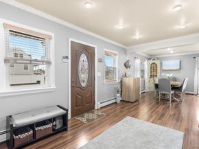 228 W Riviera Drive, Lindenhurst NY 11757