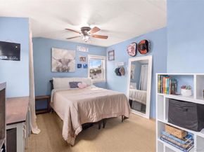 228 W Riviera Drive, Lindenhurst NY 11757