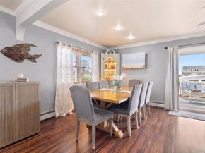 228 W Riviera Drive, Lindenhurst NY 11757