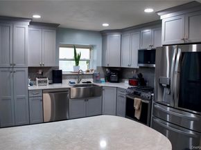 165 Randall Road, Shoreham NY 11786