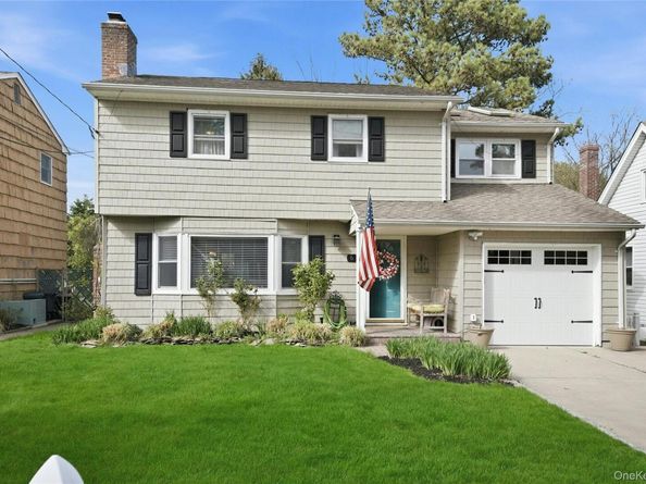 6 Butler Place, Northport NY 11768