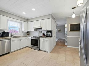 6 Butler Place, Northport NY 11768