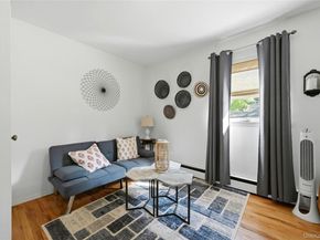 6 Butler Place, Northport NY 11768