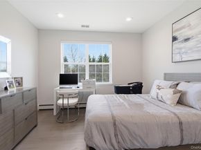 159 Rivendell Court, Melville NY 11747