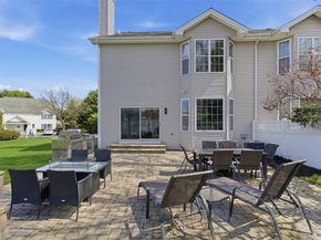 159 Rivendell Court, Melville NY 11747