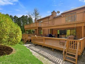 144 The Crescent, Roslyn Heights NY 11577