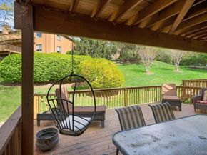 144 The Crescent, Roslyn Heights NY 11577