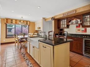 144 The Crescent, Roslyn Heights NY 11577