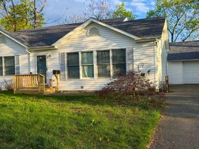 46 E Maple Street, Central Islip NY 11722