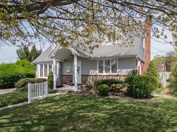 117 Betty Road, East Meadow NY 11554