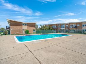 4 Rose Street 1F1, Oceanside NY 11572