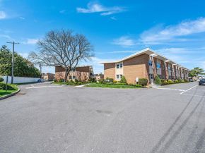 4 Rose Street 1F1, Oceanside NY 11572