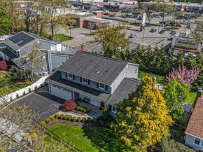 18 Eldorado Drive, East Northport NY 11731