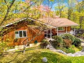 86 Mount Airy Road E, Croton-on-Hudson NY 10520