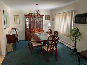 581 Grand Avenue, Lindenhurst NY 11757