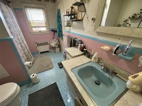 581 Grand Avenue, Lindenhurst NY 11757